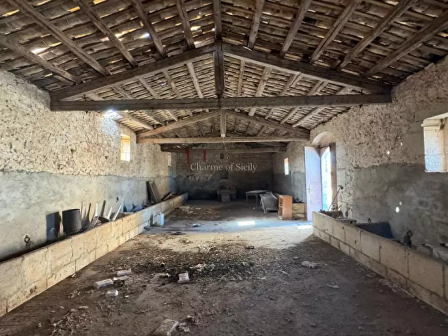 Immagine 20 di Villa in vendita  a Ragusa