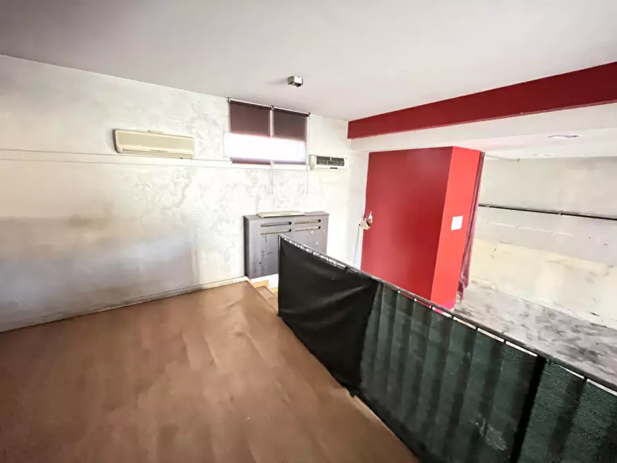 Immagine 13 di Negozio in vendita  in VIA IV NOVEMBRE a Mestrino