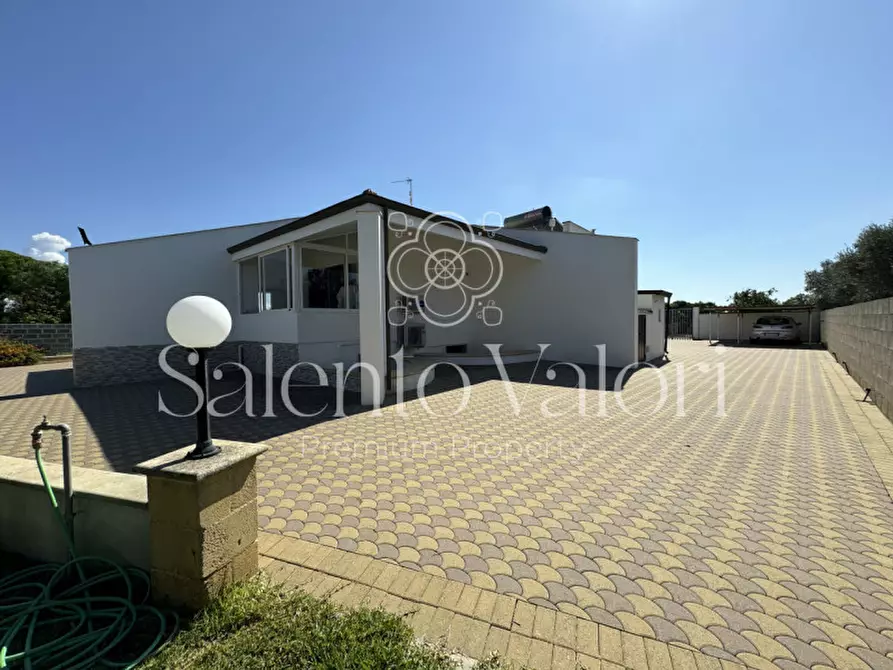 Immagine 18 di Villa in vendita  in Contrada Tuli-Jala a Parabita