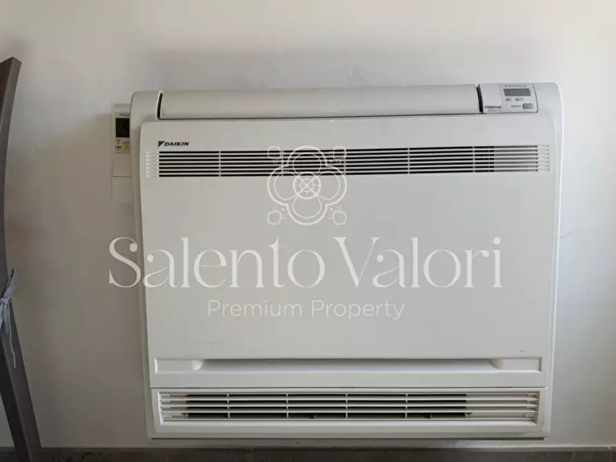 Immagine 53 di Villa in vendita  in Contrada Tuli-Jala a Parabita