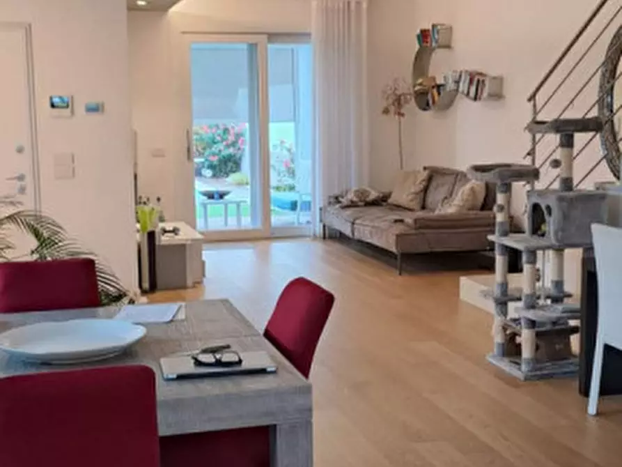 Immagine 9 di Casa bifamiliare in vendita  in via giovanni falcone a Villafranca Padovana