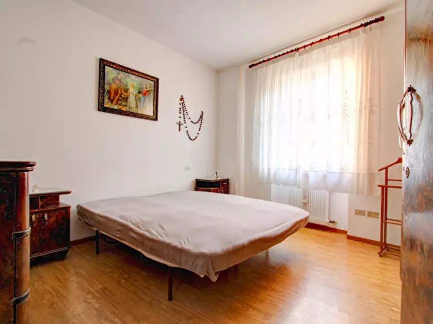 Immagine 8 di Casa bifamiliare in vendita  a Nago-Torbole