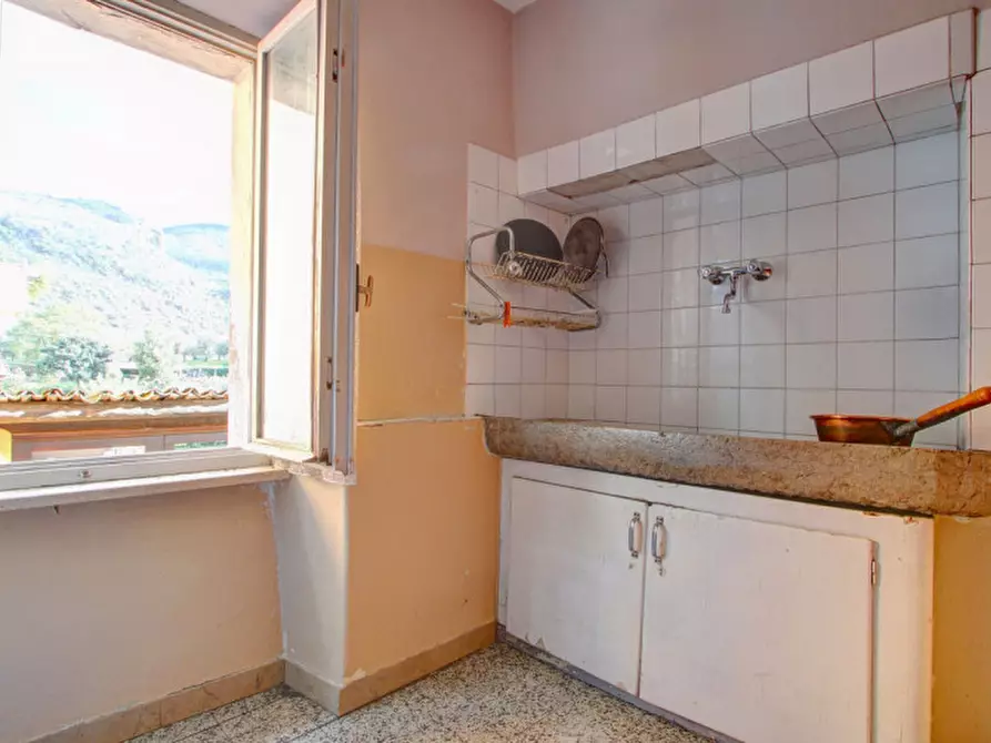 Immagine 10 di Casa bifamiliare in vendita  a Nago-Torbole