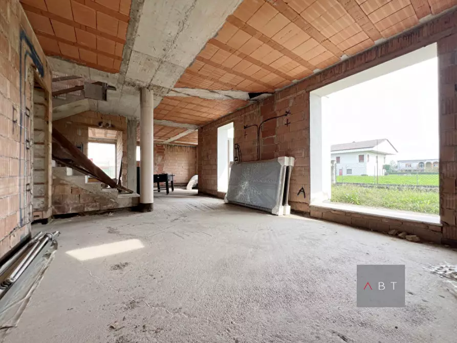 Immagine 1 di Casa indipendente in vendita  a Tombolo