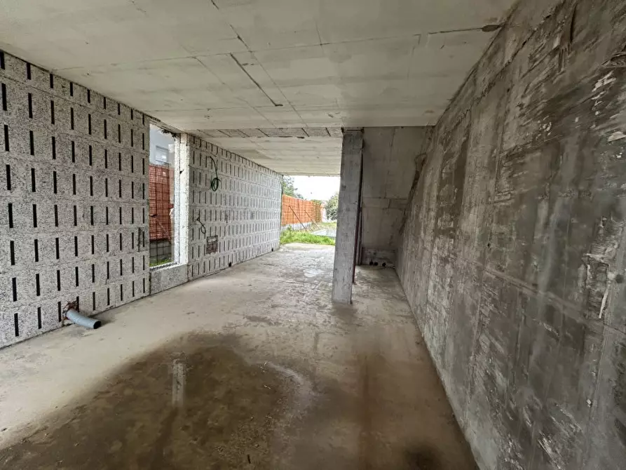 Immagine 9 di Casa bifamiliare in vendita  in Via Accademia a Rosolina