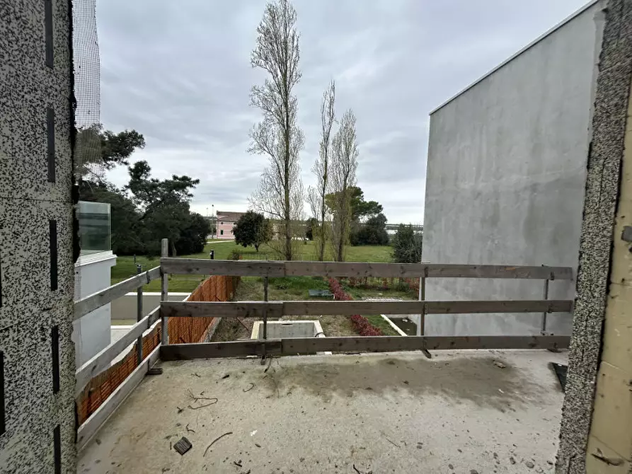 Immagine 17 di Casa bifamiliare in vendita  in Via Accademia a Rosolina