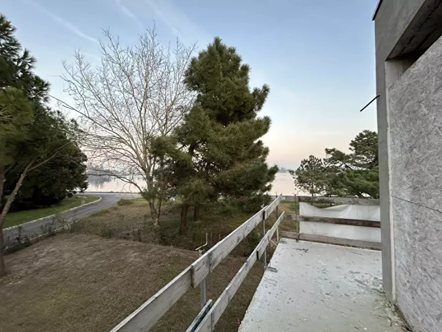 Immagine 21 di Casa bifamiliare in vendita  in Via Accademia a Rosolina