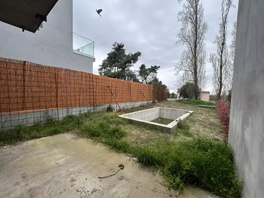 Immagine 27 di Casa bifamiliare in vendita  in Via Accademia a Rosolina