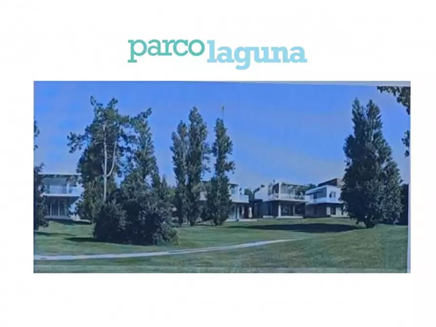 Immagine 30 di Casa bifamiliare in vendita  in Via Accademia a Rosolina