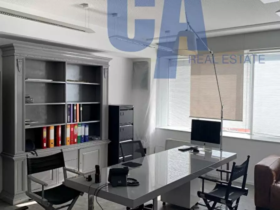 Immagine 13 di Ufficio in affitto  in VIALE MONZA a Milano