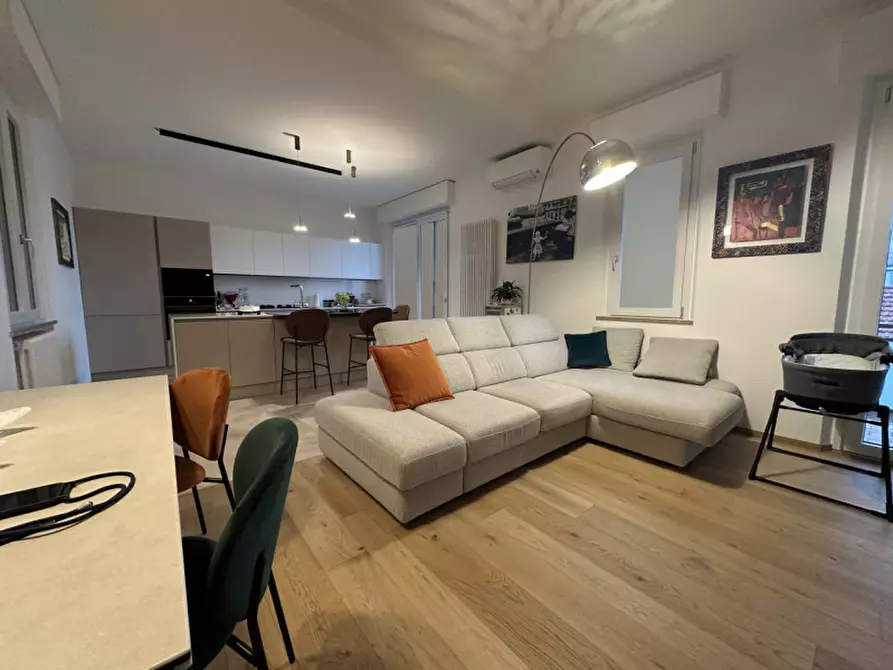 Immagine 1 di Appartamento in vendita  a Senigallia