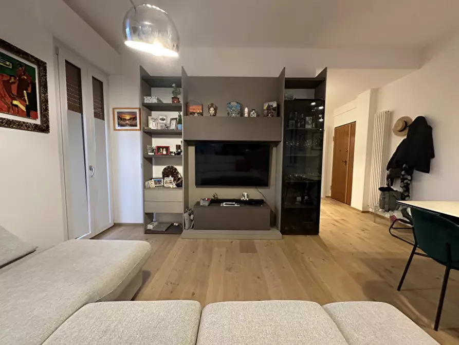 Immagine 7 di Appartamento in vendita  a Senigallia