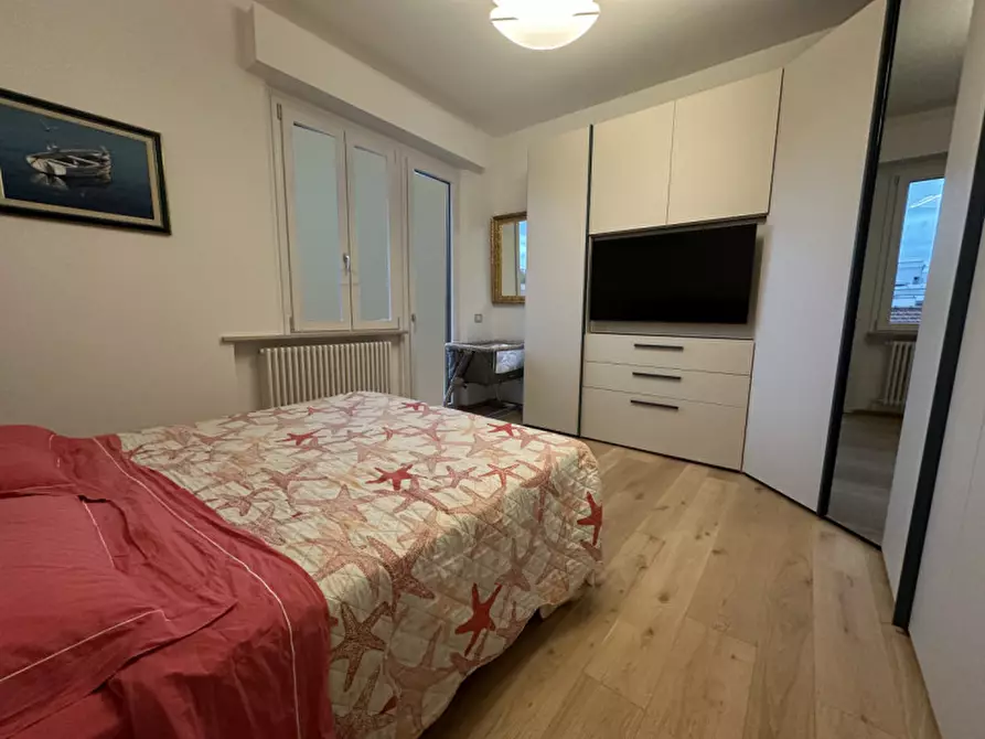 Immagine 12 di Appartamento in vendita  a Senigallia