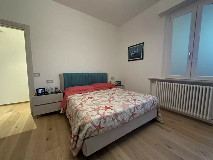 Immagine 14 di Appartamento in vendita  a Senigallia