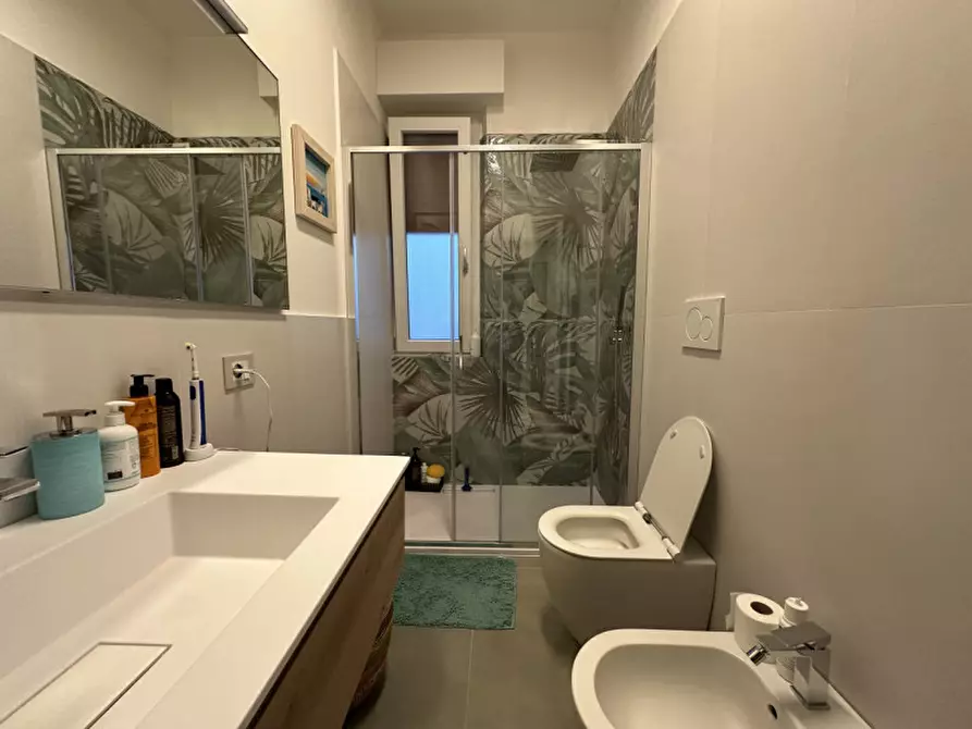 Immagine 21 di Appartamento in vendita  a Senigallia