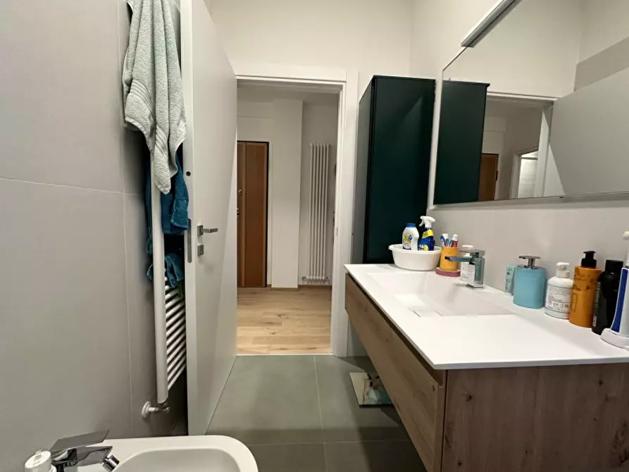 Immagine 22 di Appartamento in vendita  a Senigallia