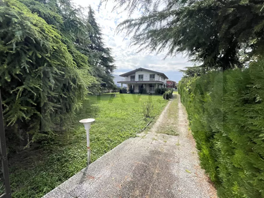 Immagine 30 di Villa in vendita  in via xx settembre a Flero