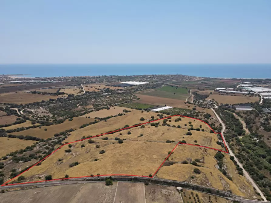 Immagine 3 di Terreno in affitto  a Modica