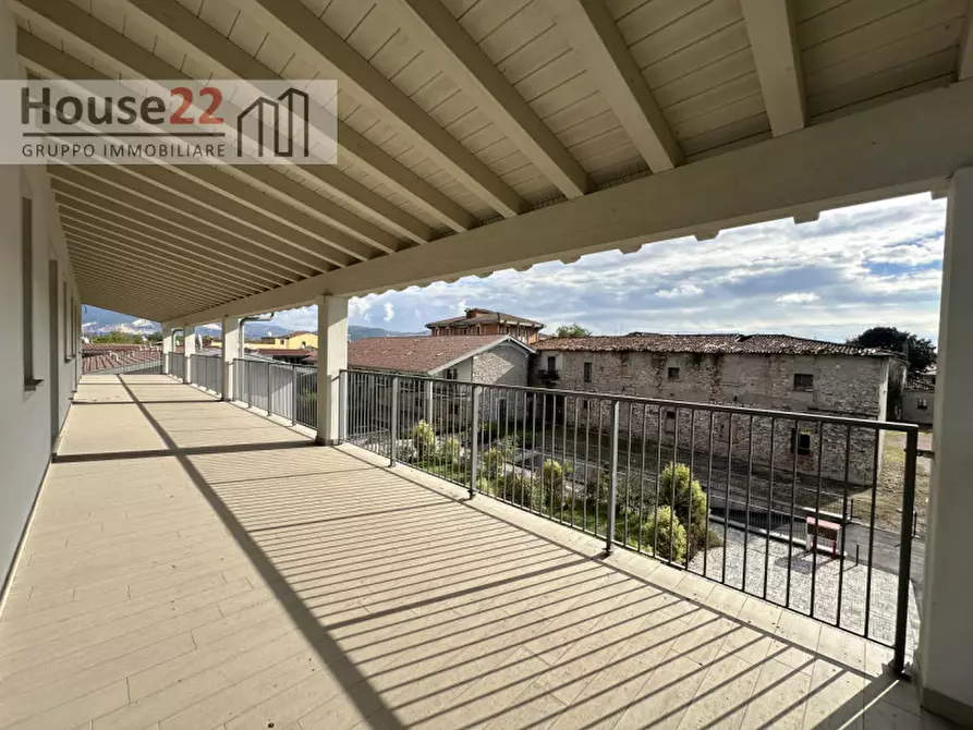 Immagine 9 di Appartamento in vendita  a Brescia