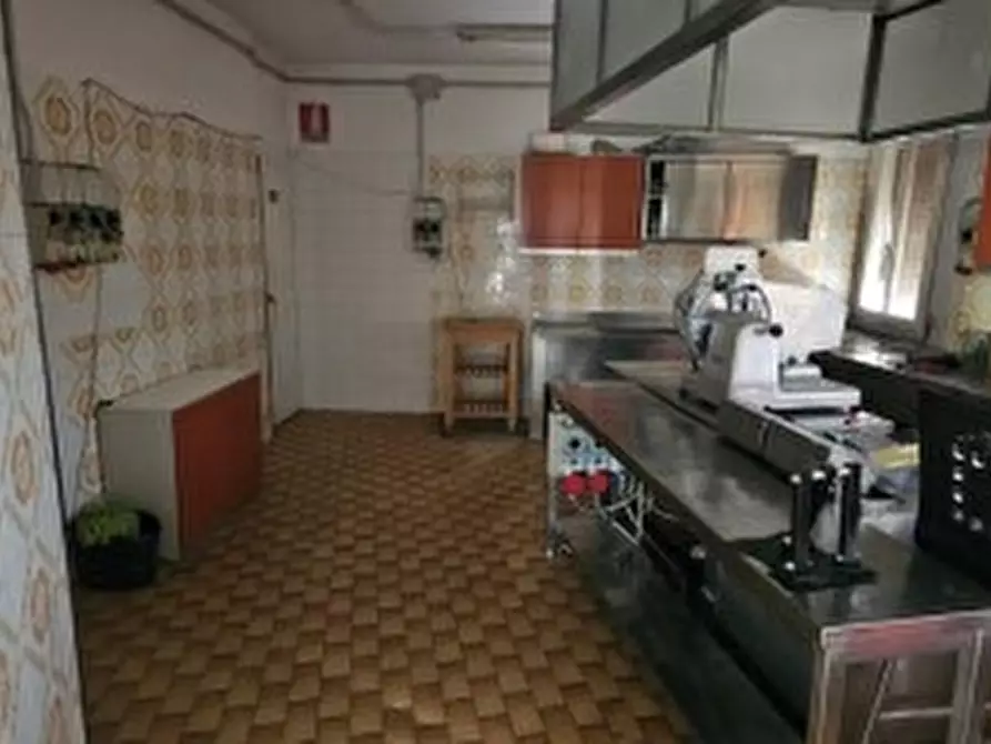 Immagine 4 di Attività commerciale in vendita  in Via della Chiesa, 42 a Prata Di Pordenone