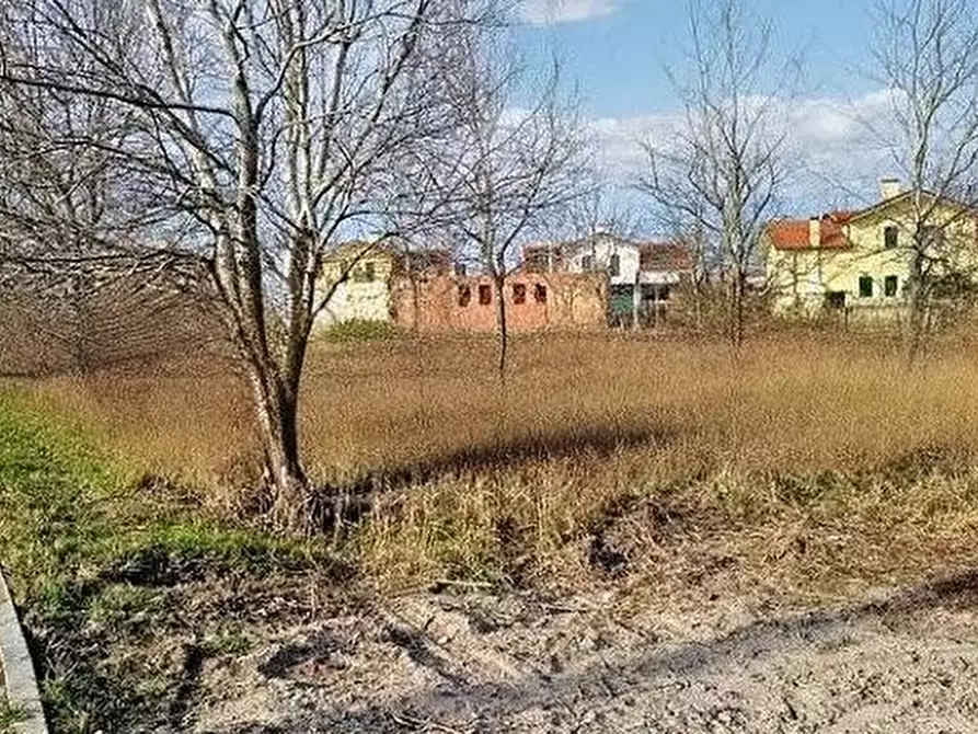 Immagine 1 di Terreno in vendita  in Via San Giuseppe a Chioggia