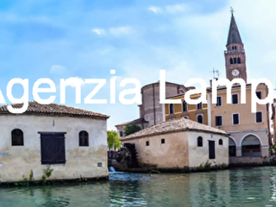 Immagine 2 di Negozio in vendita  a Portogruaro