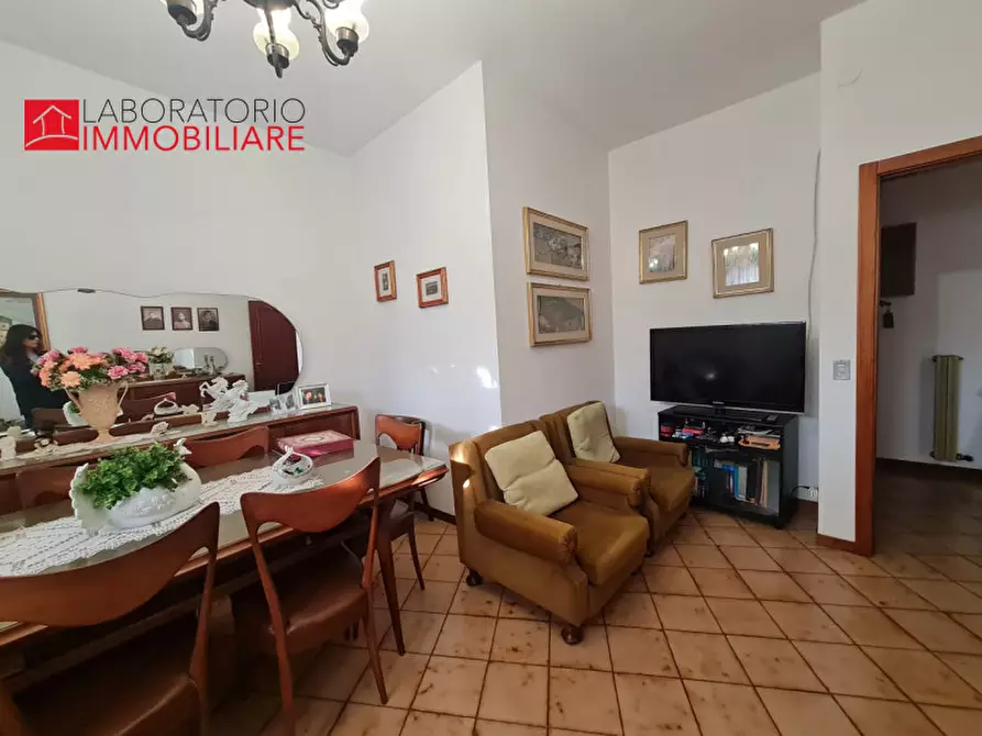 Immagine 4 di Appartamento in vendita  in via Dante Alighieri a San Cesario Di Lecce