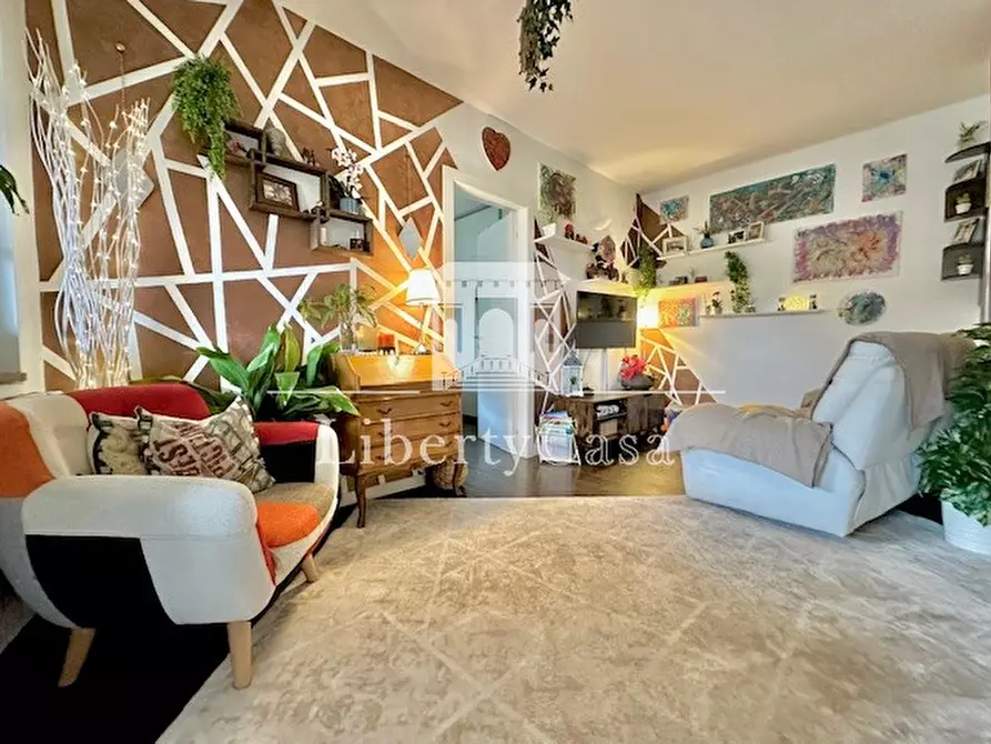 Immagine 5 di Appartamento in vendita  in Via delle Fontane a Salò