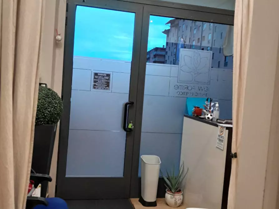 Immagine 9 di Attività commerciale in vendita  in VIA ROSARIO DI SANTA FE' 23 a Torino