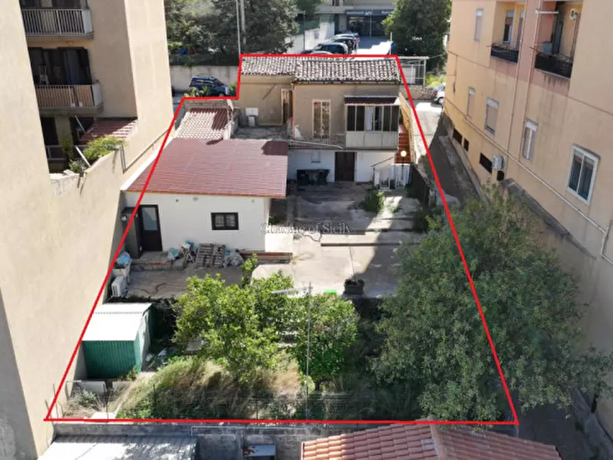 Immagine 1 di Casa indipendente in vendita  a Modica