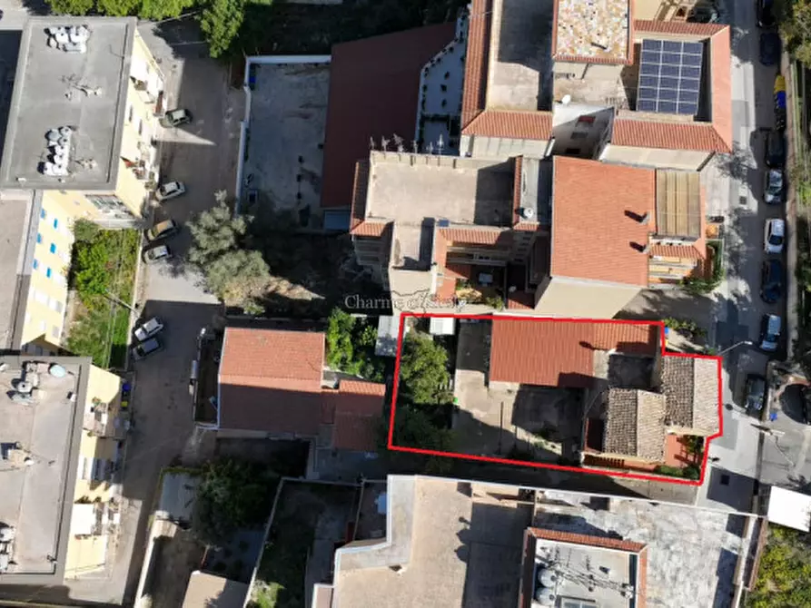 Immagine 2 di Casa indipendente in vendita  a Modica