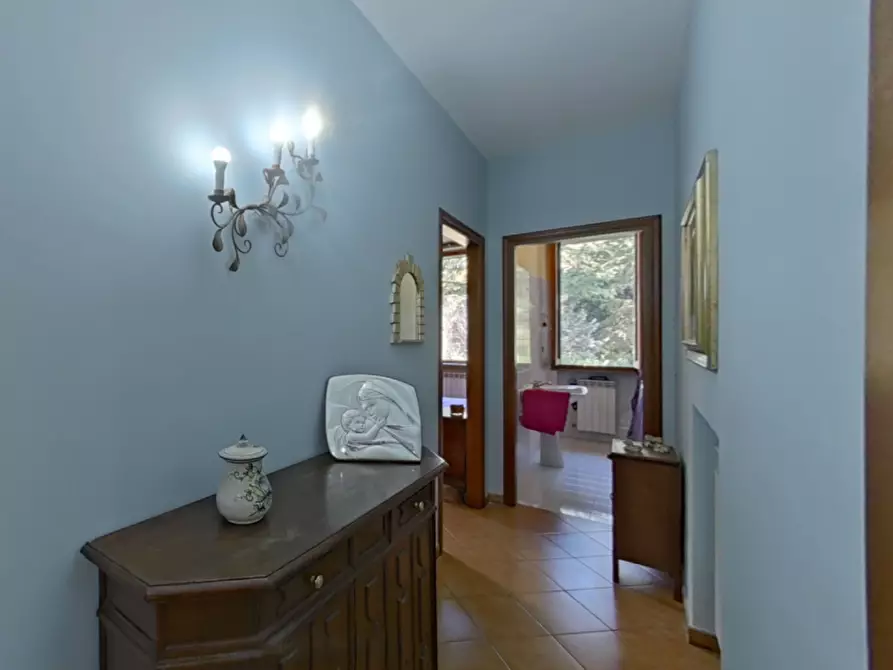 Immagine 50 di Villa in vendita  in Località il Cappuccino a Capranica