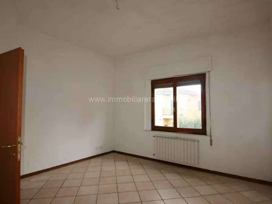 Immagine 3 di Appartamento in vendita  a Sinalunga