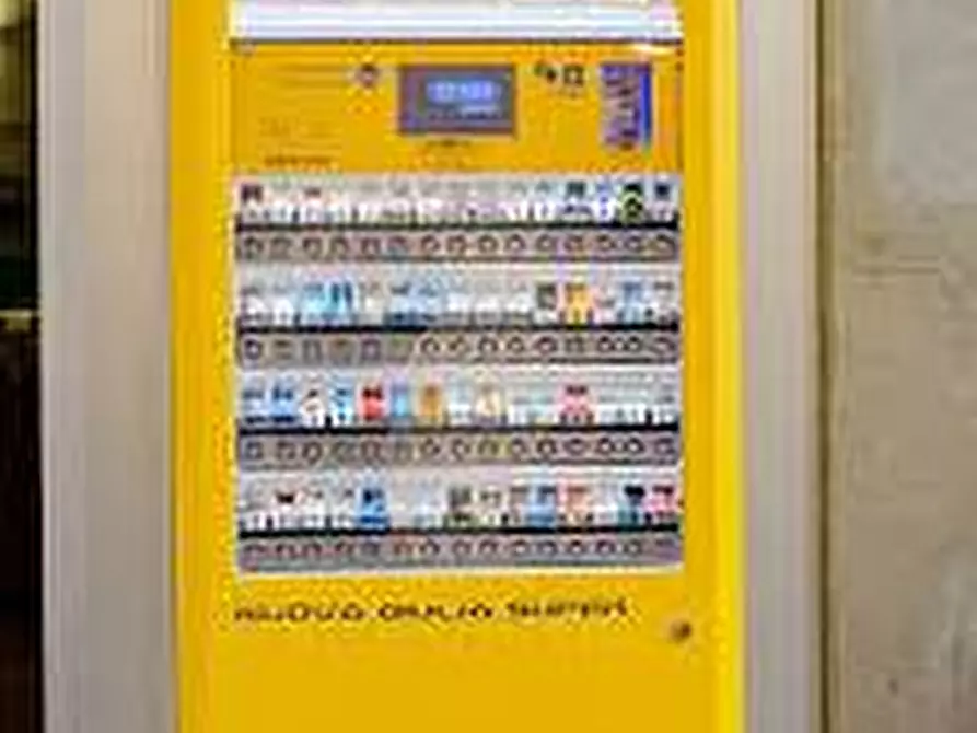 Immagine 5 di Attività commerciale in vendita  in via scrovegni a Padova