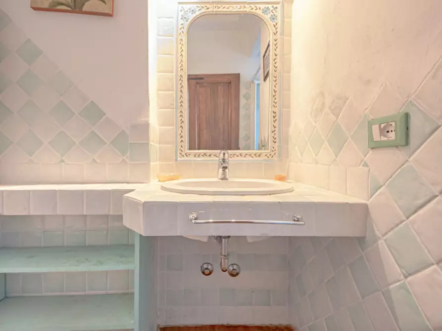 Immagine 36 di Villa in vendita  in Viale Gallura a Loiri Porto San Paolo