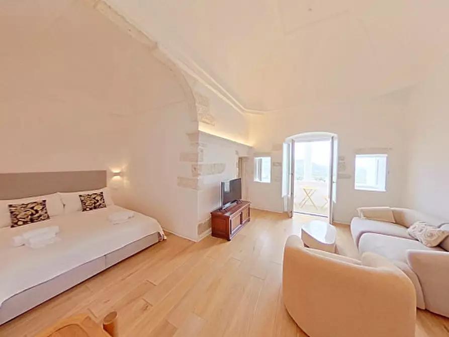 Immagine 8 di Casa indipendente in vendita  in PYTOS a Ostuni