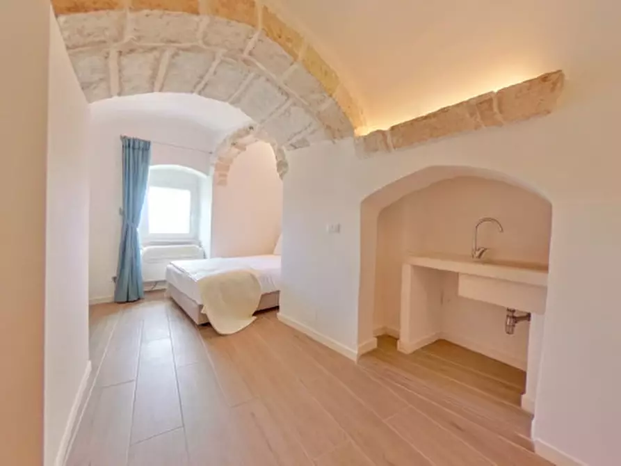 Immagine 42 di Casa indipendente in vendita  in PYTOS a Ostuni