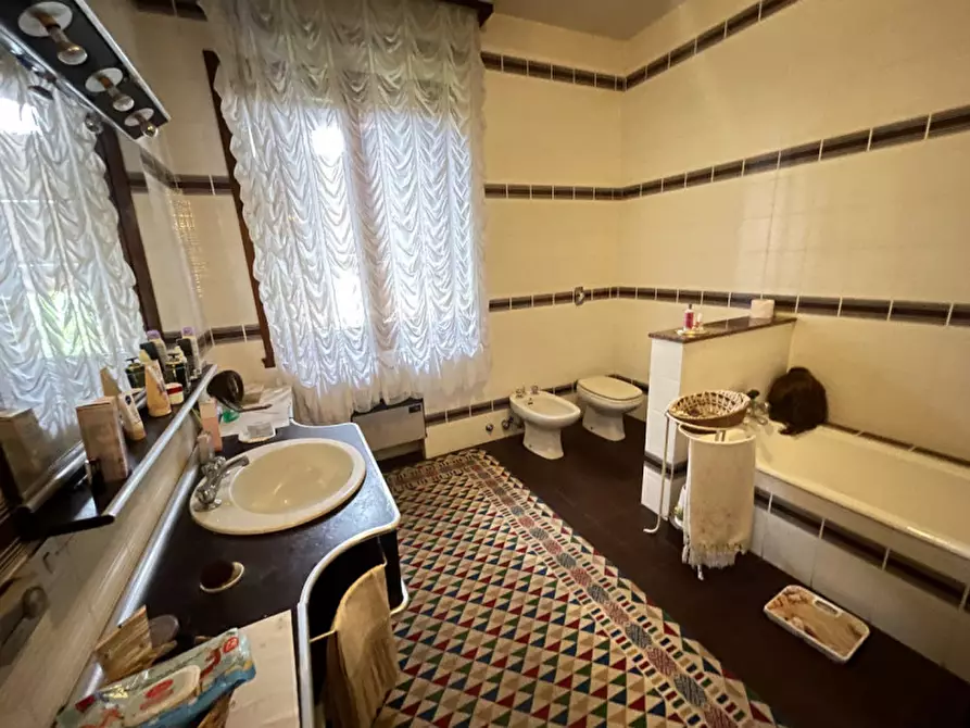 Immagine 24 di Villa in vendita  a Suzzara