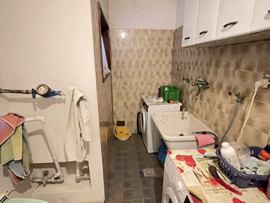 Immagine 28 di Villa in vendita  a Suzzara