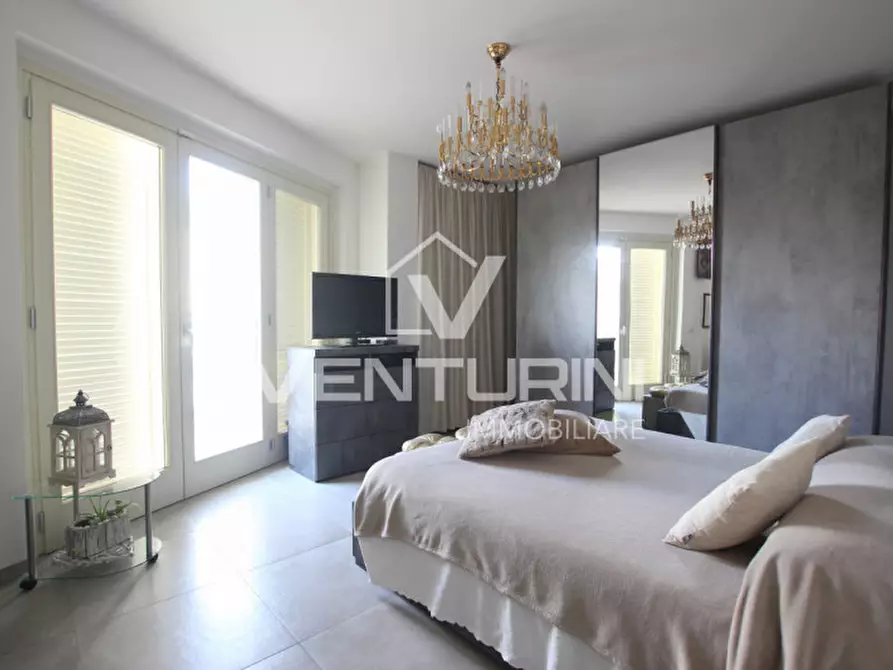 Immagine 30 di Appartamento in vendita  in Via Castelbelforte, 57 a Roma