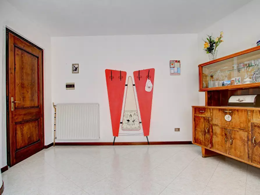 Immagine 5 di Appartamento in vendita  in Rango, 111 a Bleggio Superiore