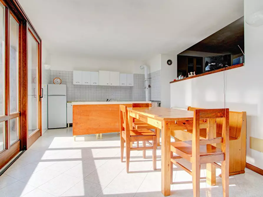 Immagine 9 di Appartamento in vendita  in Rango, 111 a Bleggio Superiore