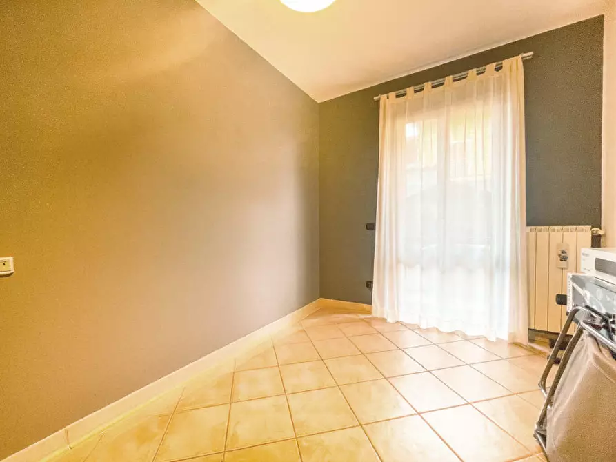 Immagine 11 di Appartamento in vendita  in Via G. Matteotti 35 a Invorio