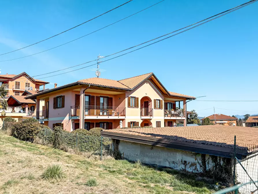 Immagine 21 di Appartamento in vendita  in Via G. Matteotti 35 a Invorio