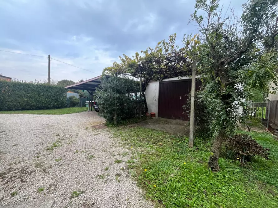 Immagine 19 di Casa bifamiliare in vendita  in Via San Mrtino a Veggiano