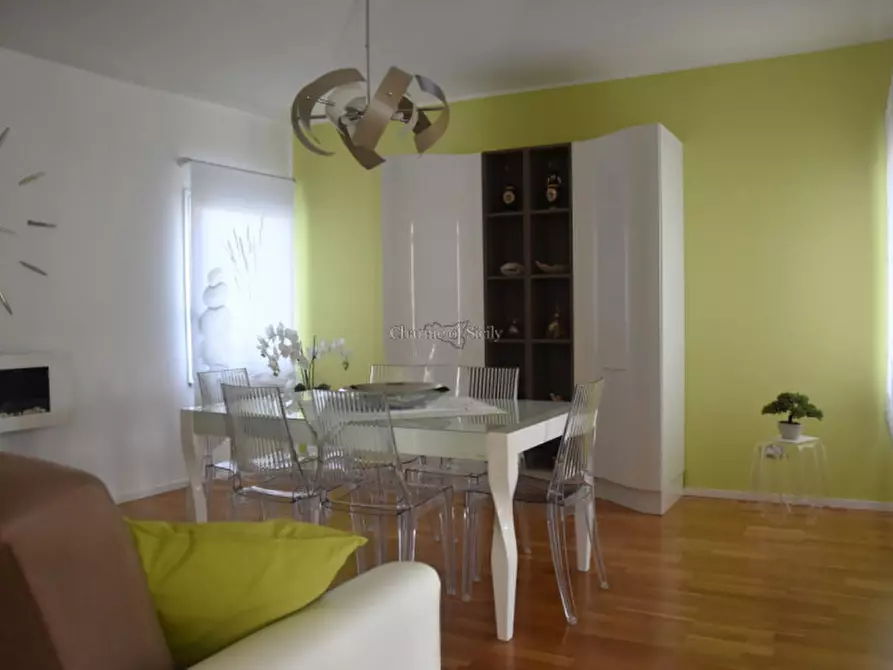 Immagine 10 di Villa in vendita  a Vittoria