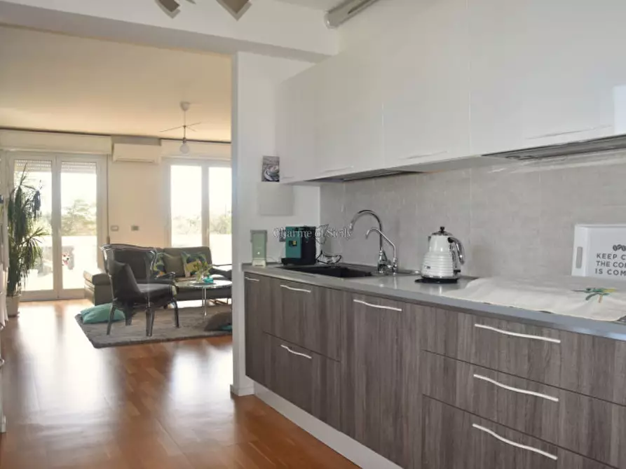 Immagine 15 di Villa in vendita  a Vittoria