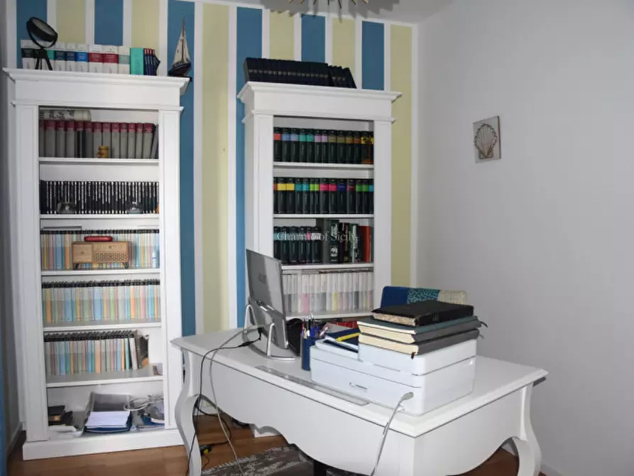 Immagine 24 di Villa in vendita  a Vittoria