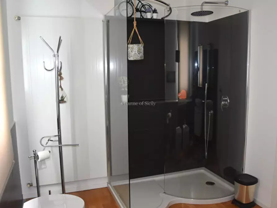 Immagine 25 di Villa in vendita  a Vittoria