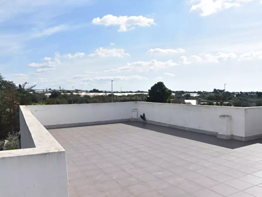 Immagine 46 di Villa in vendita  a Vittoria